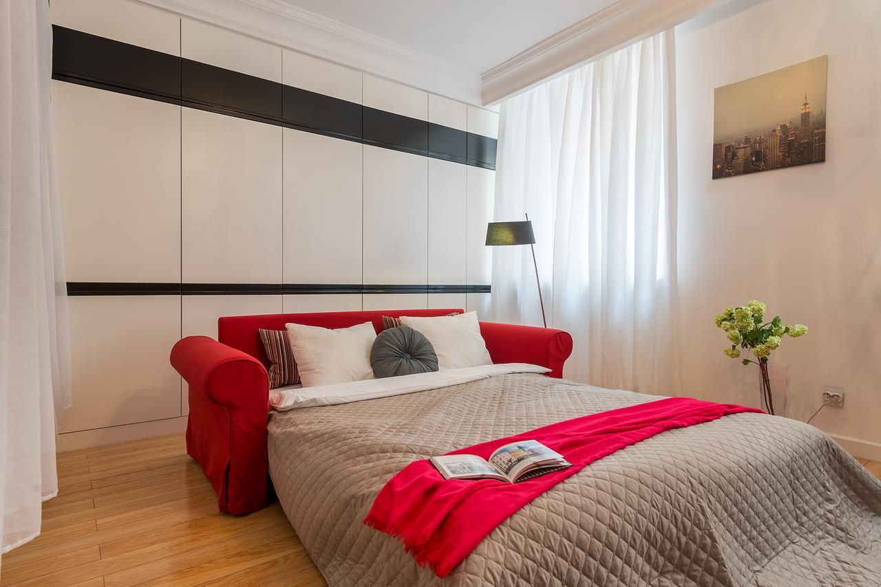 P&O Serviced Apartments Swietojanska Varsovie Extérieur photo