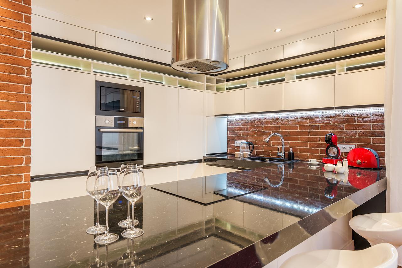 P&O Serviced Apartments Swietojanska Varsovie Extérieur photo
